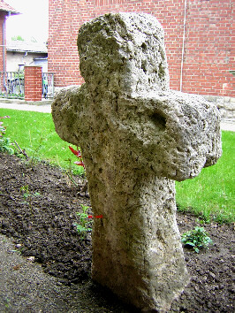 steinkreuz kreuzstein warle